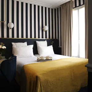 Otel Lena ***
