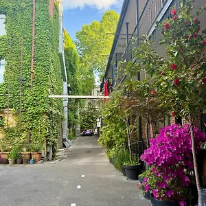 Old Apartments1 아파트