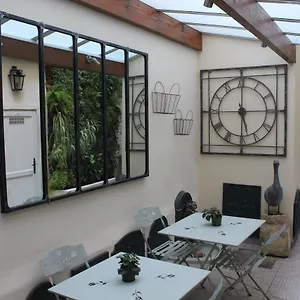 Otel Du Dragon **